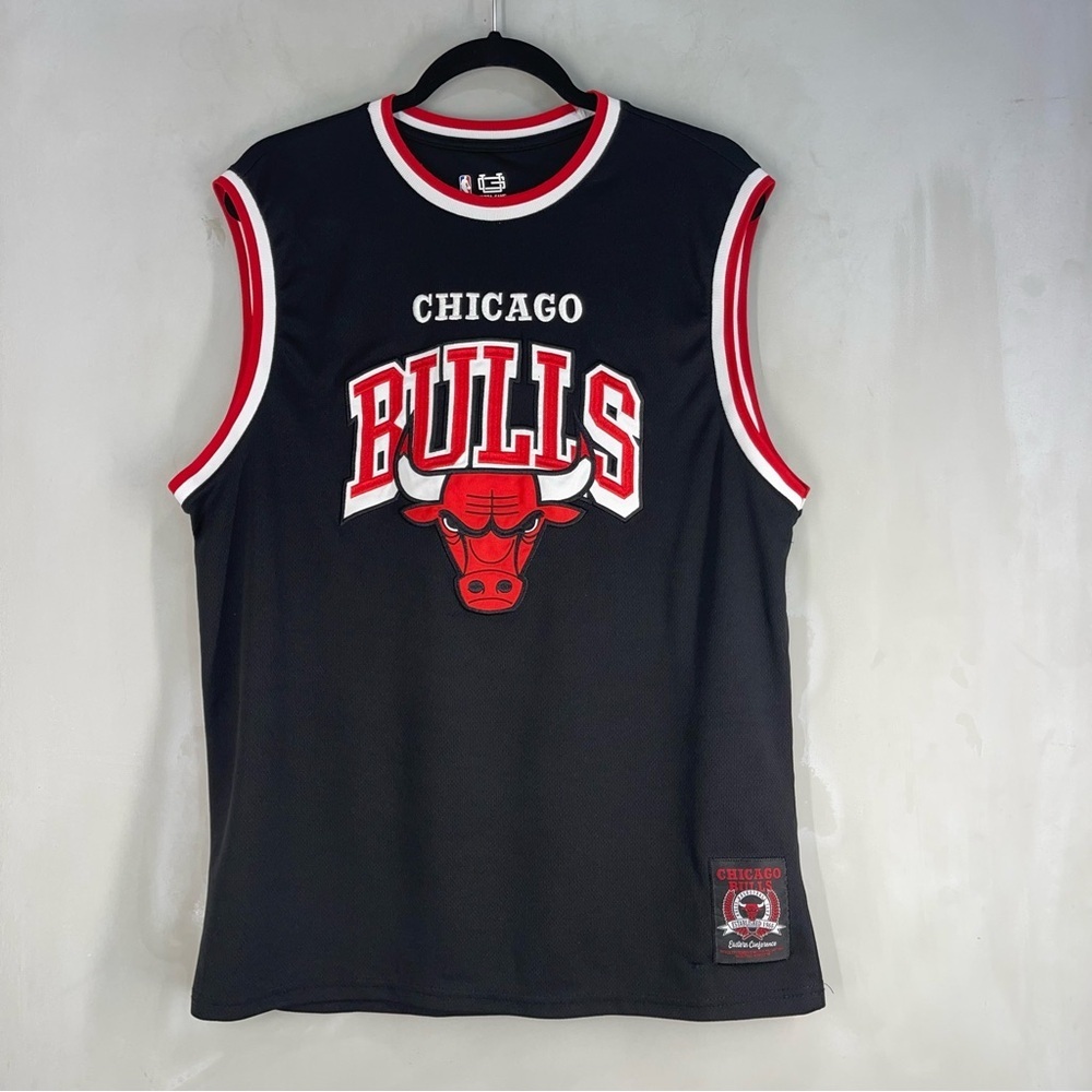 Chicago Bulls Teens Size Large NBA Basketball Sports Jersey Tank Black Red